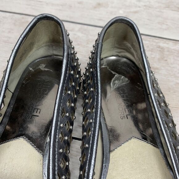 Michael Kors Silver Metallic Studded Leather Perforated Ballet Flats Size 5M - Picture 10 of 13
